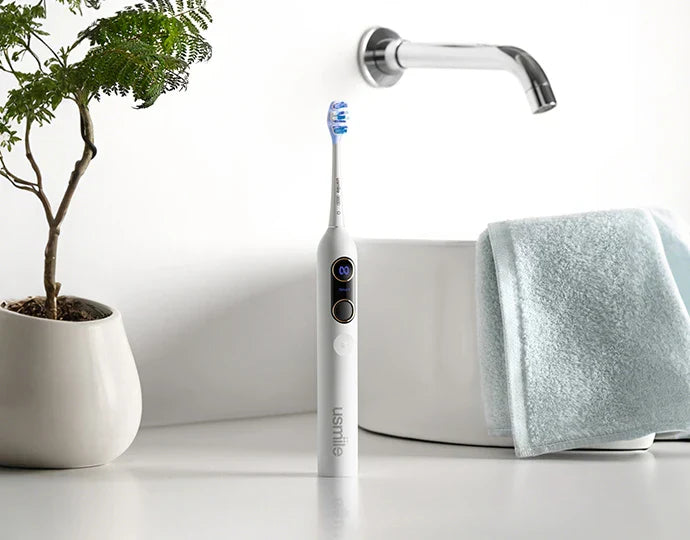 usmile Y20 PRO AI Electric Toothbrush Lifestyle