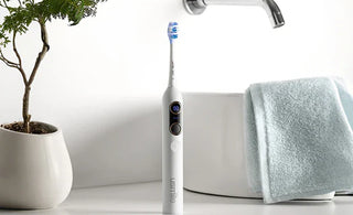 usmile Y20 PRO AI Electric Toothbrush Lifestyle